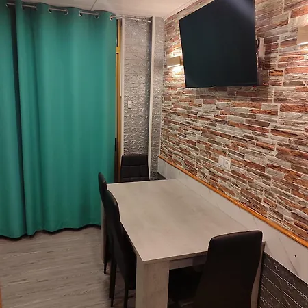 Estudio Atico Con Piscina 