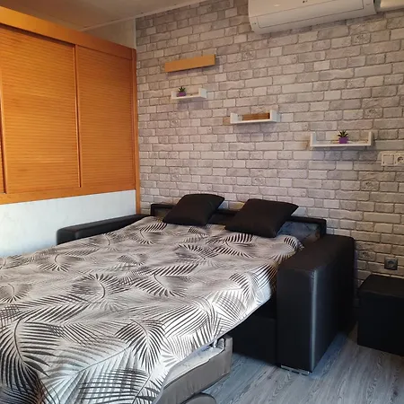 Estudio Atico Con Piscina 