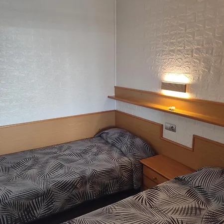Estudio Atico Con Piscina 
